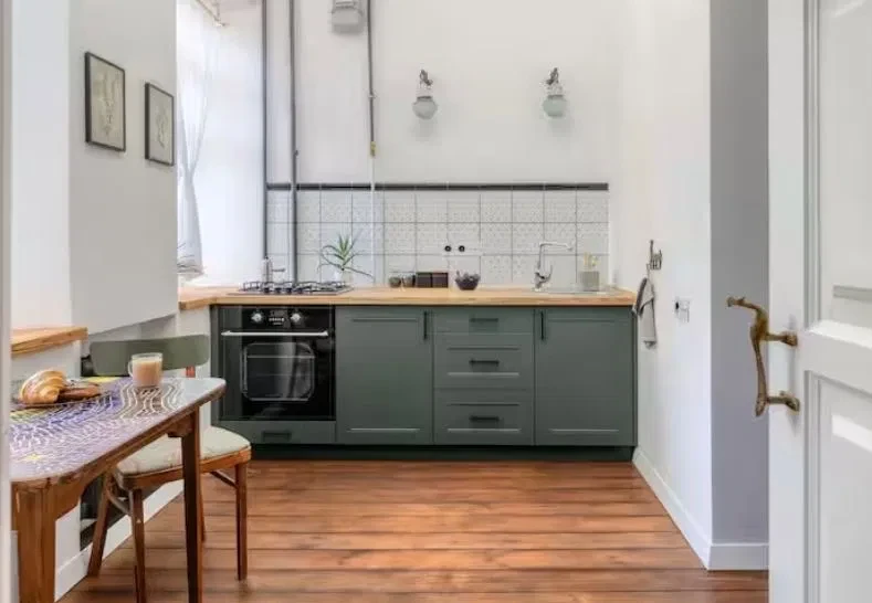 2-кімнатна квартира, Подільський: авторський ремонт, 2 хв до метро - фото 3