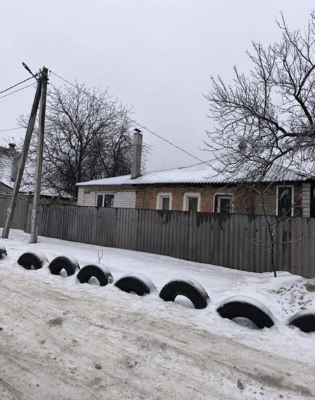 Будинок, Безлюдівка: цегляні стіни - фото 2