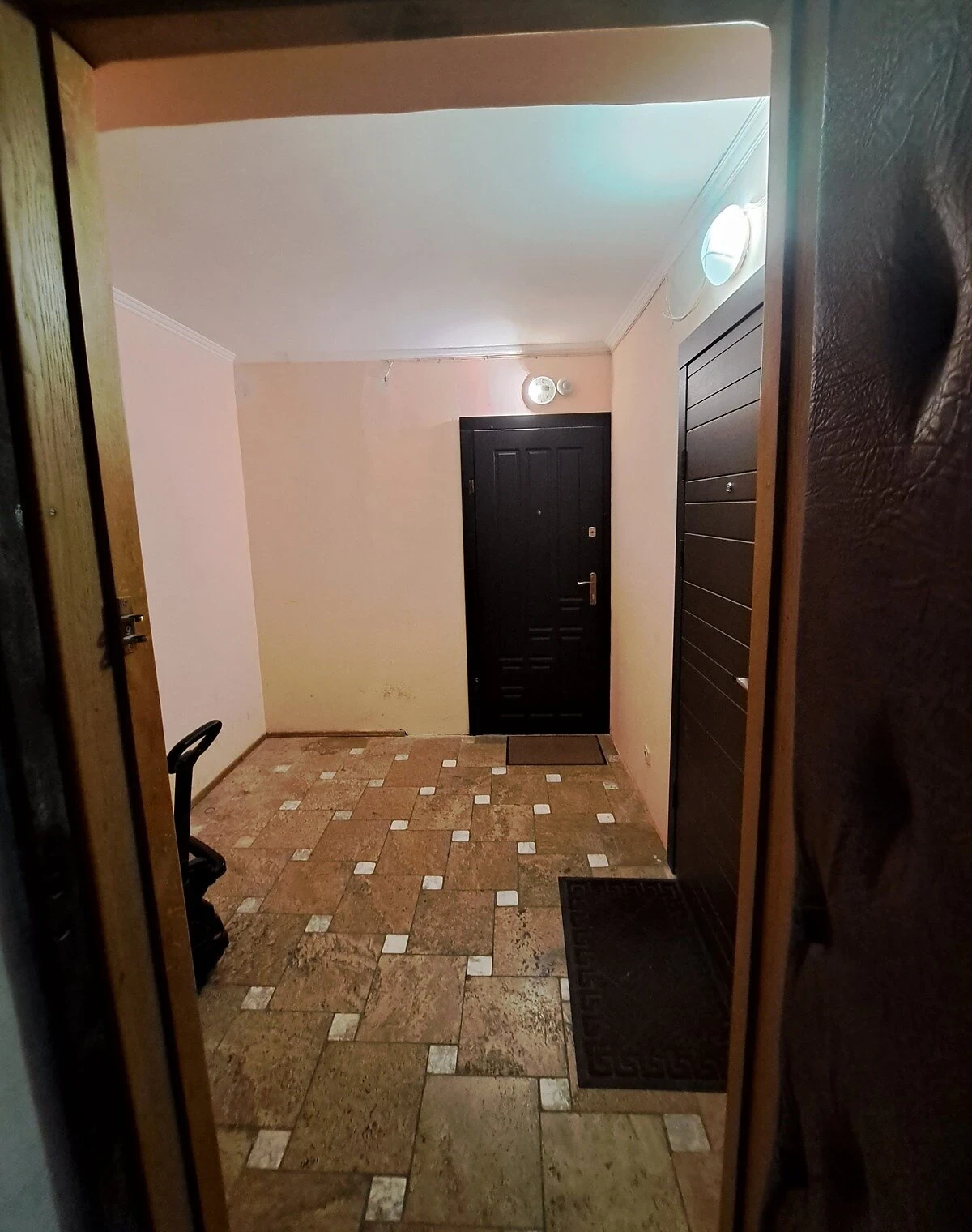 2-кімнатна квартира, ГПЗ: кухня-студія, тепла підлога, торг можливий - фото 2