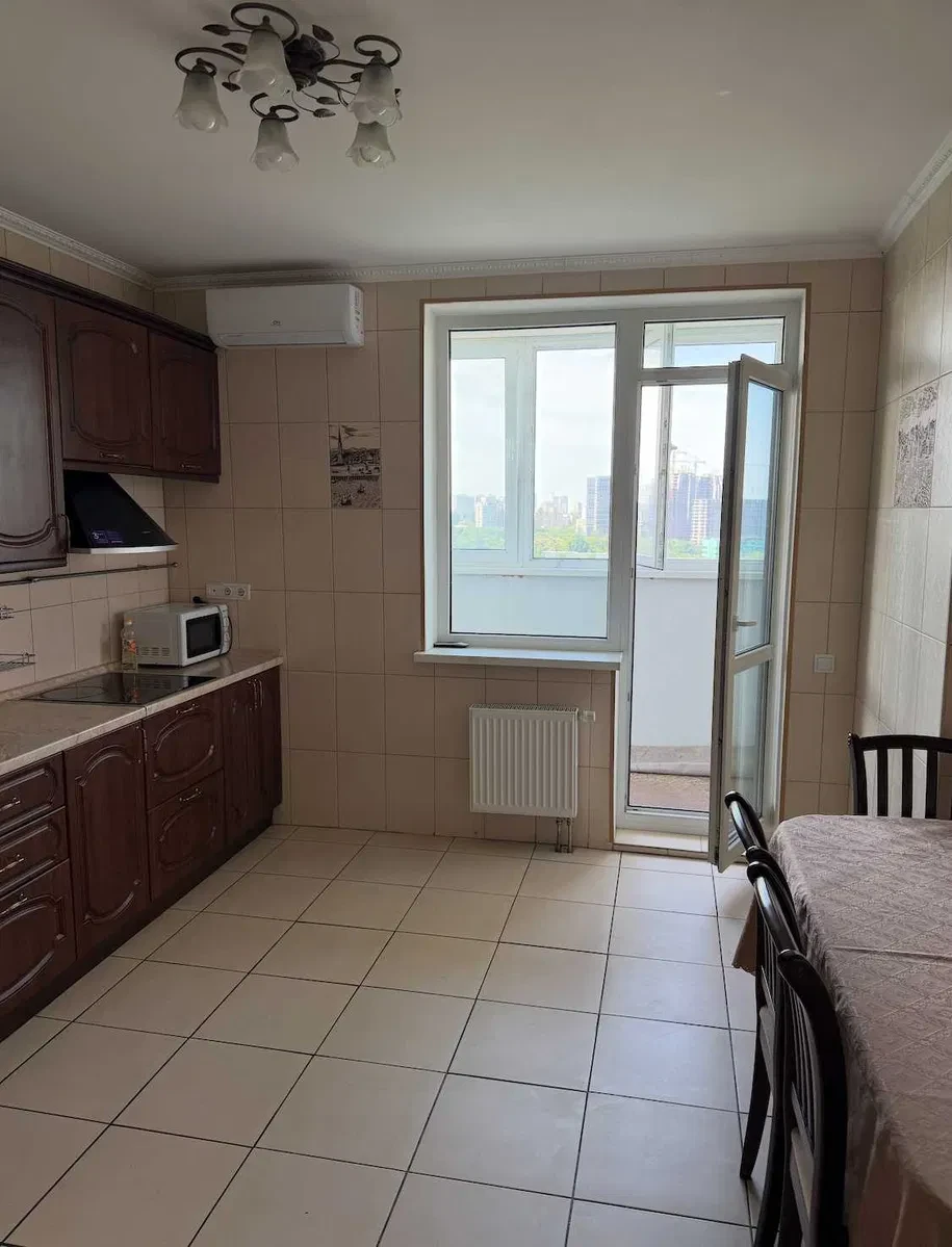 1-кімнатна квартира, Шевченківський: біля метро, вид на зоопарк - фото 4