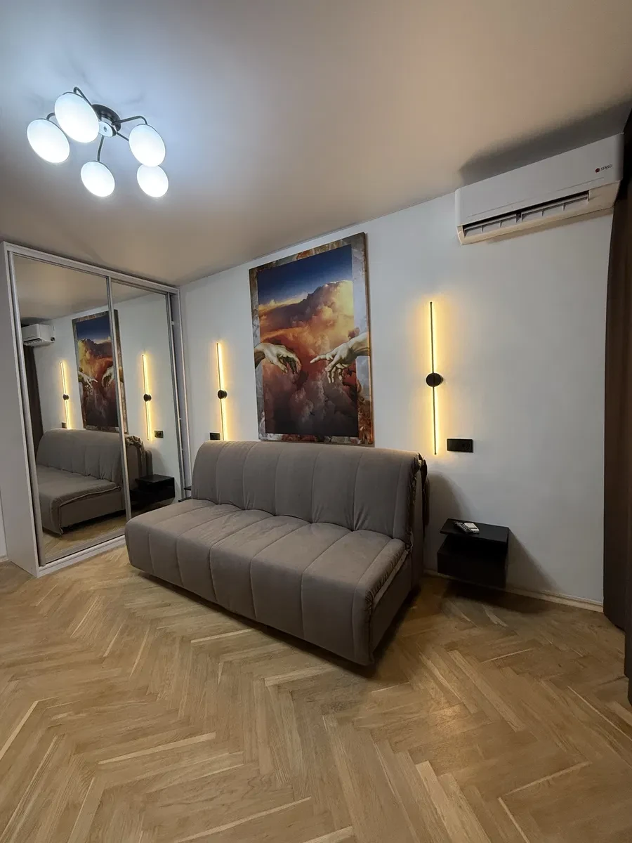 2-кімнатна квартира, Печерський: капремонт, паркувальне місце - фото 2