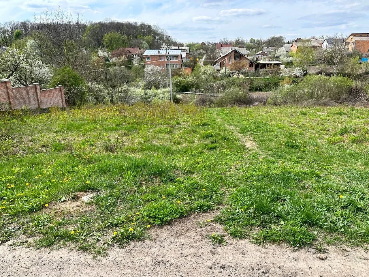 Ділянка 9 соток, Яр: житлова забудова, центральні комунікації - фото 3