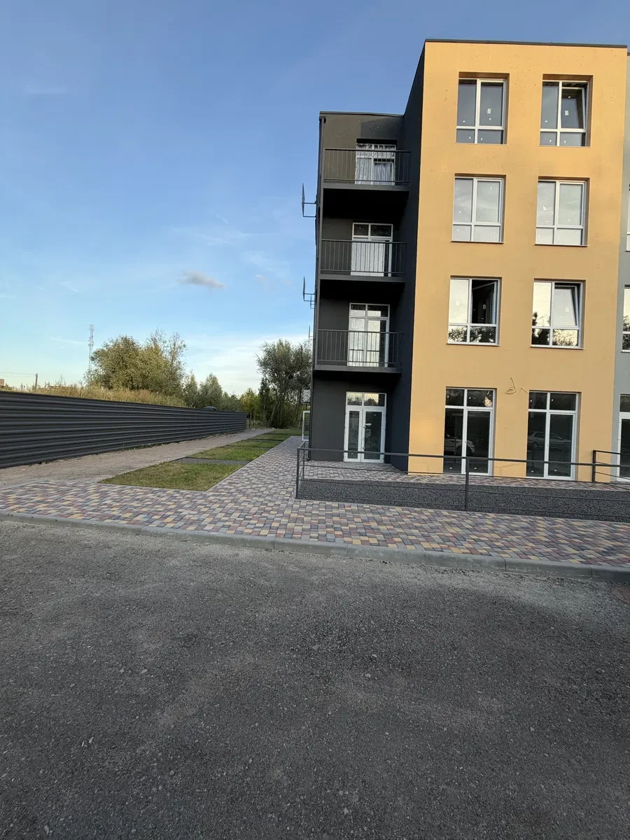 Помещение, Калиновка: фасадное, террасы 24 м², автономный генератор - фото 3