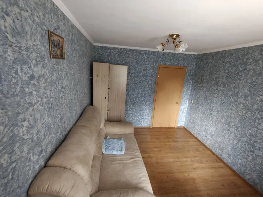 2-кімнатна квартира, Павлоград: косметичний ремонт, пральна машина