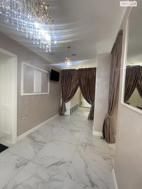 2-кімнатна квартира, Центр: дизайнерський ремонт, торг можливий - фото 4