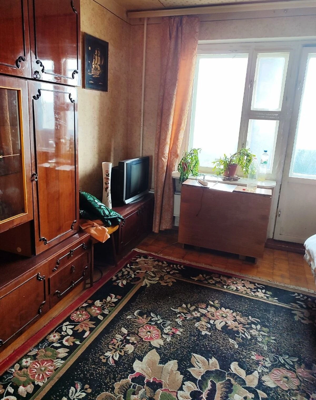 1-комнатная квартира, Вышгородский массив: панельные стены, внутренний двор, фото 3