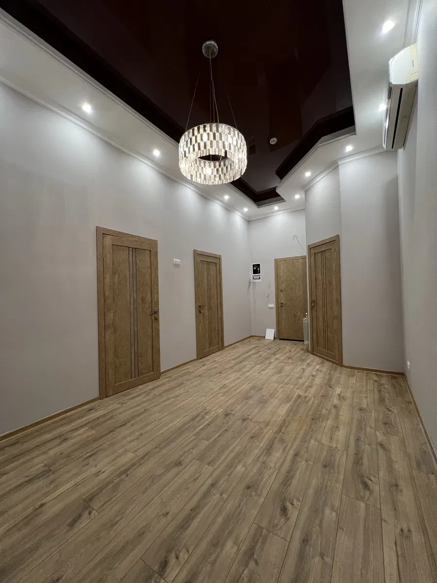 Приміщення, Шевченківський: окремий вхід, 100 м до парку - фото 1