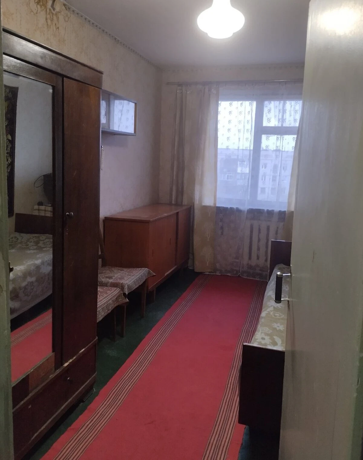 3-кімнатна квартира, Центр: панельний будинок, роздільні кімнати, балкон - фото 3