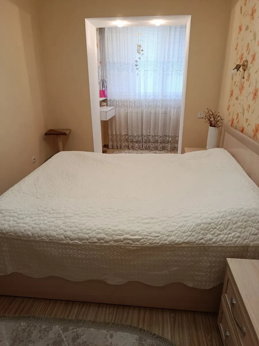 2-кімнатна квартира, Могилів-Подільський: євроремонт, паркувальне місце - фото 2