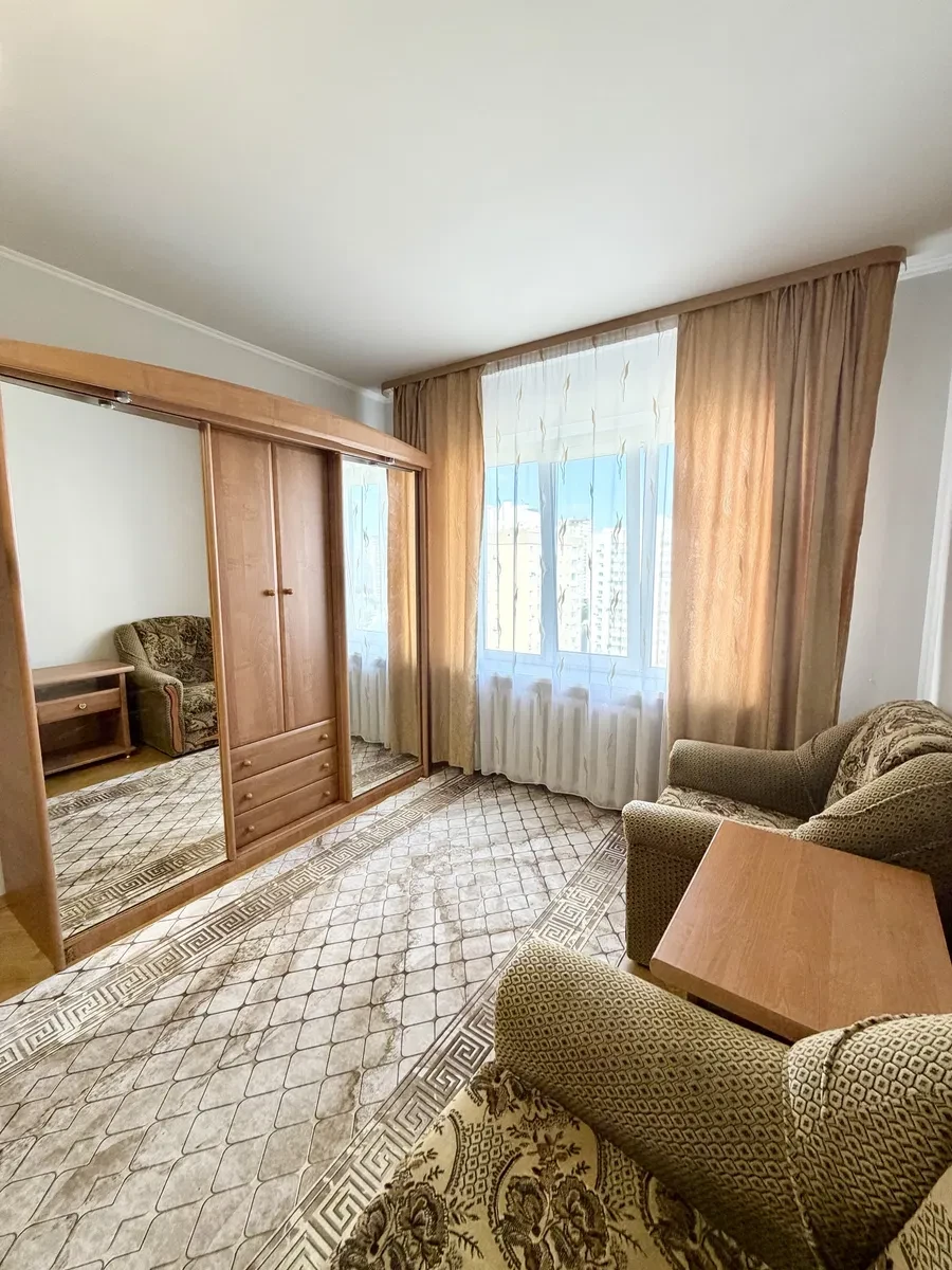 1-комнатная квартира, Дарницкий: генератор, новый ремонт - фото 2