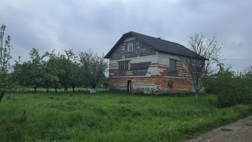 Будинок, Меденичі: 15 соток, цегляні стіни - фото 2