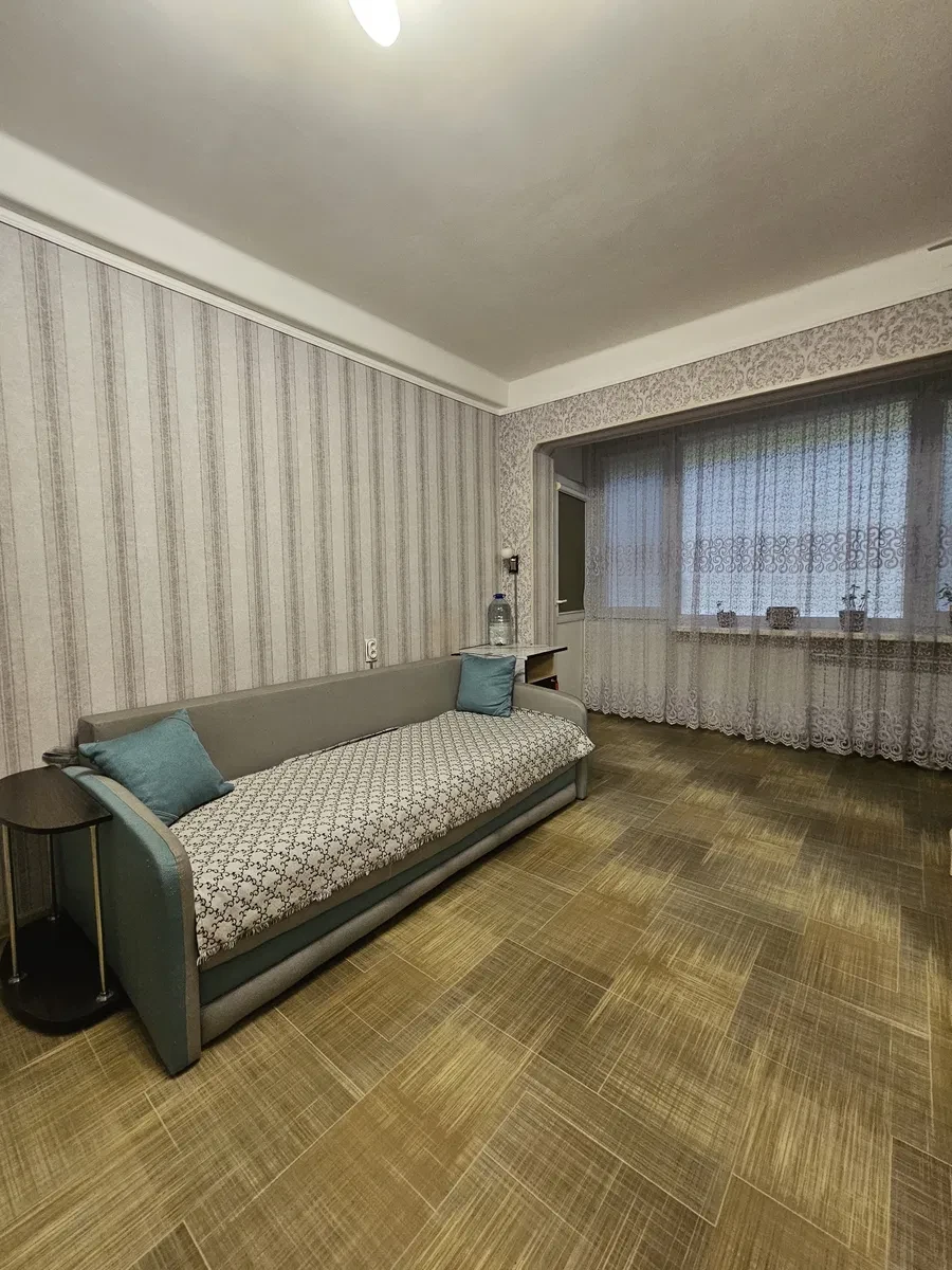 1-комнатная квартира, Святошинский: транспорт до метро Академгородок, фото 3