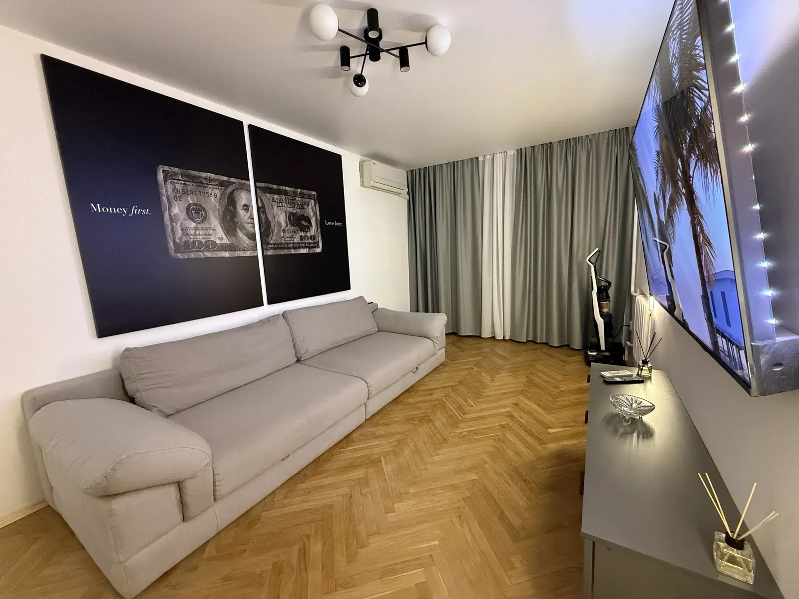 2-кімнатна квартира, Печерський: капремонт, паркувальне місце