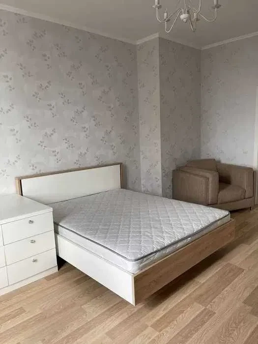 2-кімнатна квартира, Печерський: 2 спальні, Палац Україна за 10 хв - фото 4