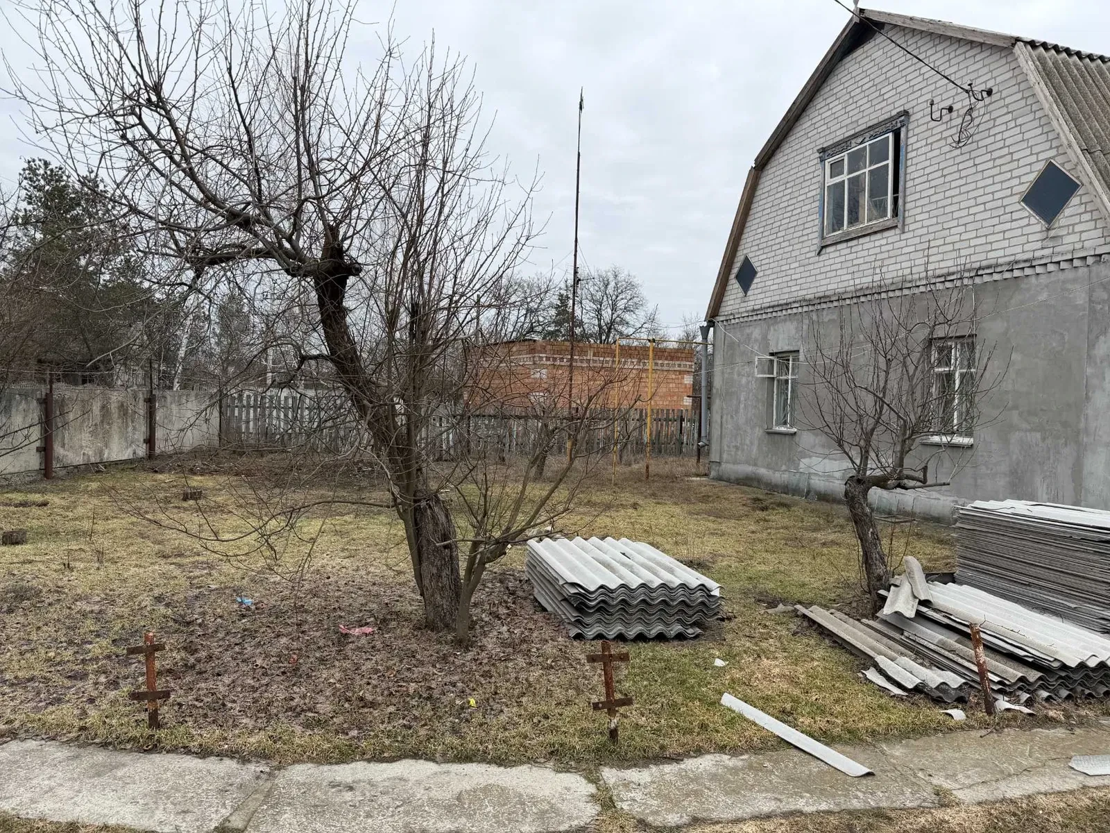 Будинок, Піщанка: 23 сотки, вихід на леваду, капітальний гараж - фото 3