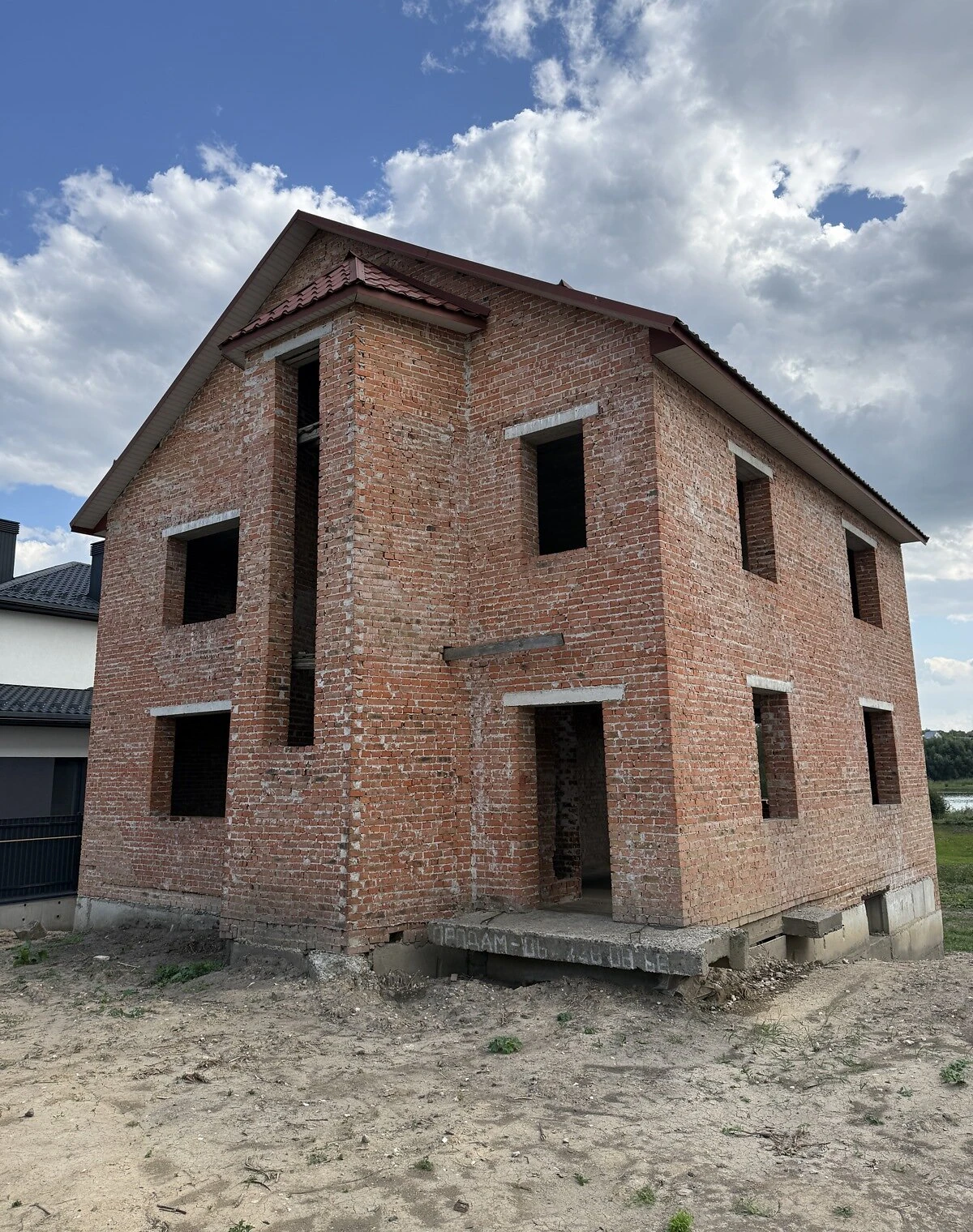 Будинок, Південно-Західний: 1400 соток, цегляні стіни - фото 1