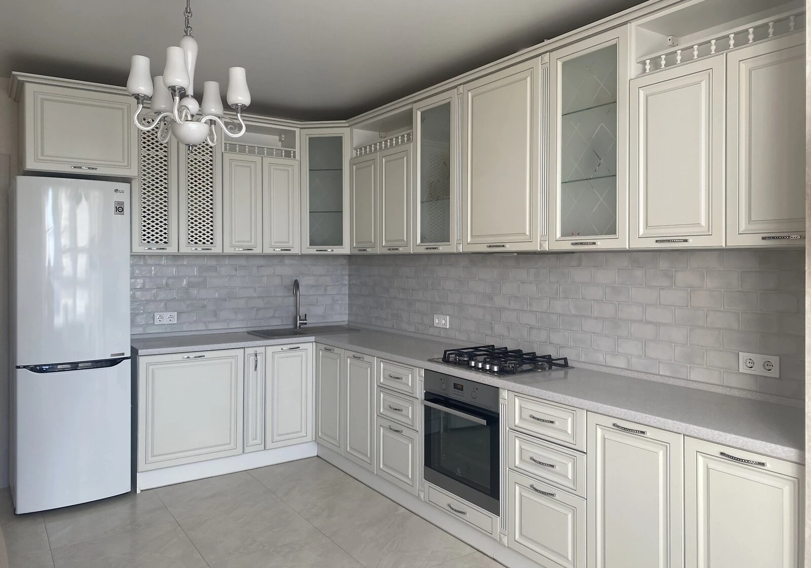 2-кімнатна квартира, Крюківщина: євроремонт, газове опалення - фото 1