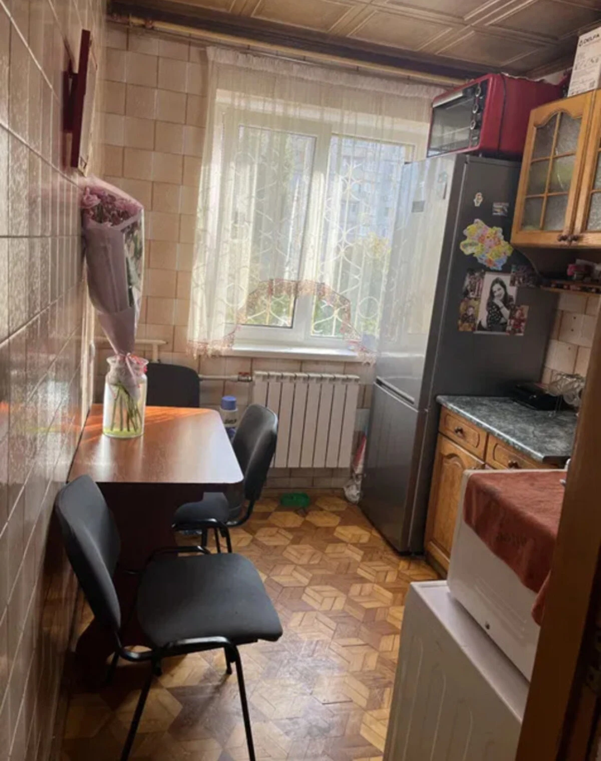 2-кімнатна квартира, Харків: внутрішній двір, панельні стіни - фото 4