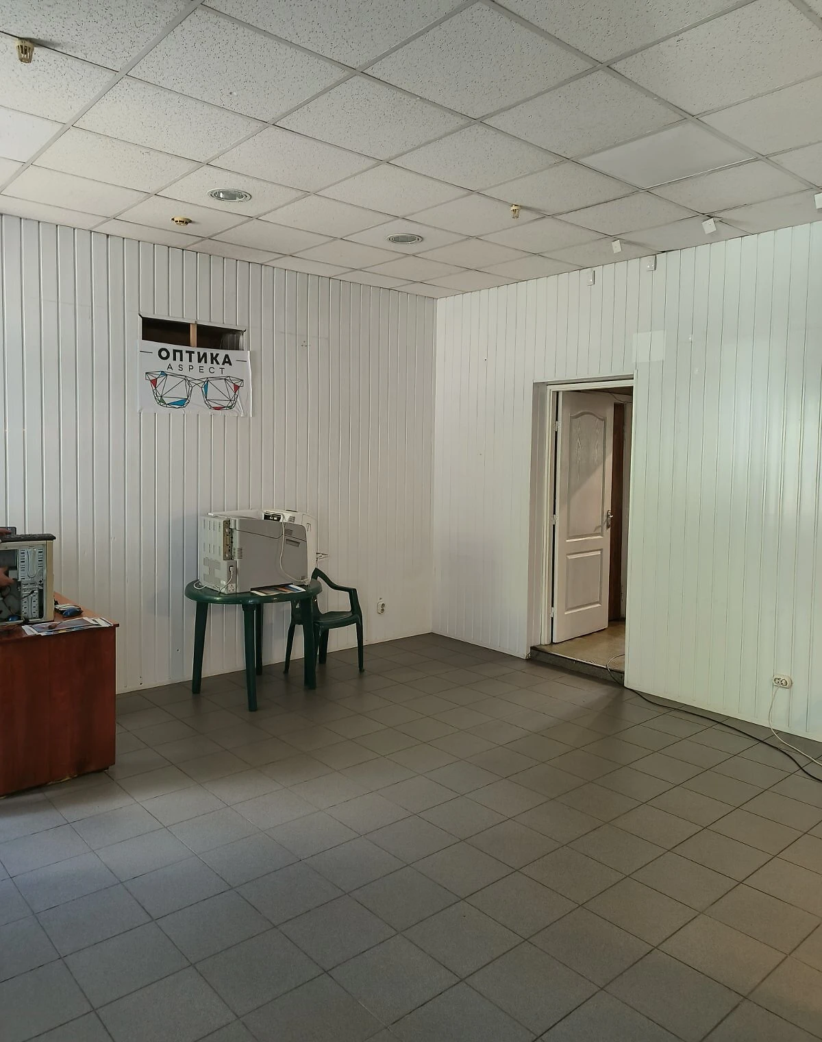 Приміщення, Автозаводський: фасадне, опалення без світла - фото 2