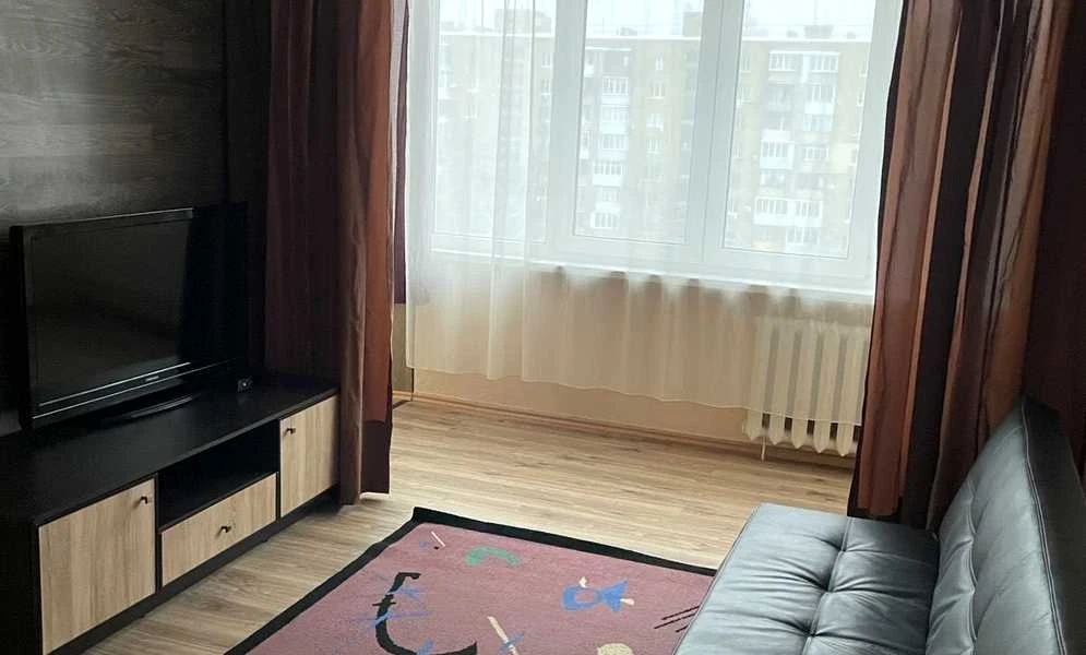 1-комнатная квартира, Печерский: после ремонта, красивый вид - фото 1