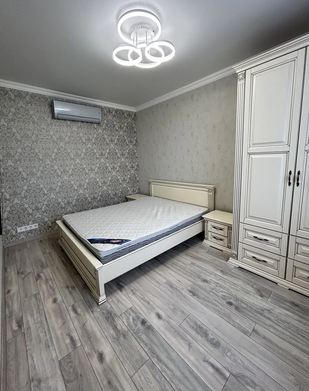 1-кімнатна квартира, Шулявка: кухня-студія, укриття в будинку, фото 4