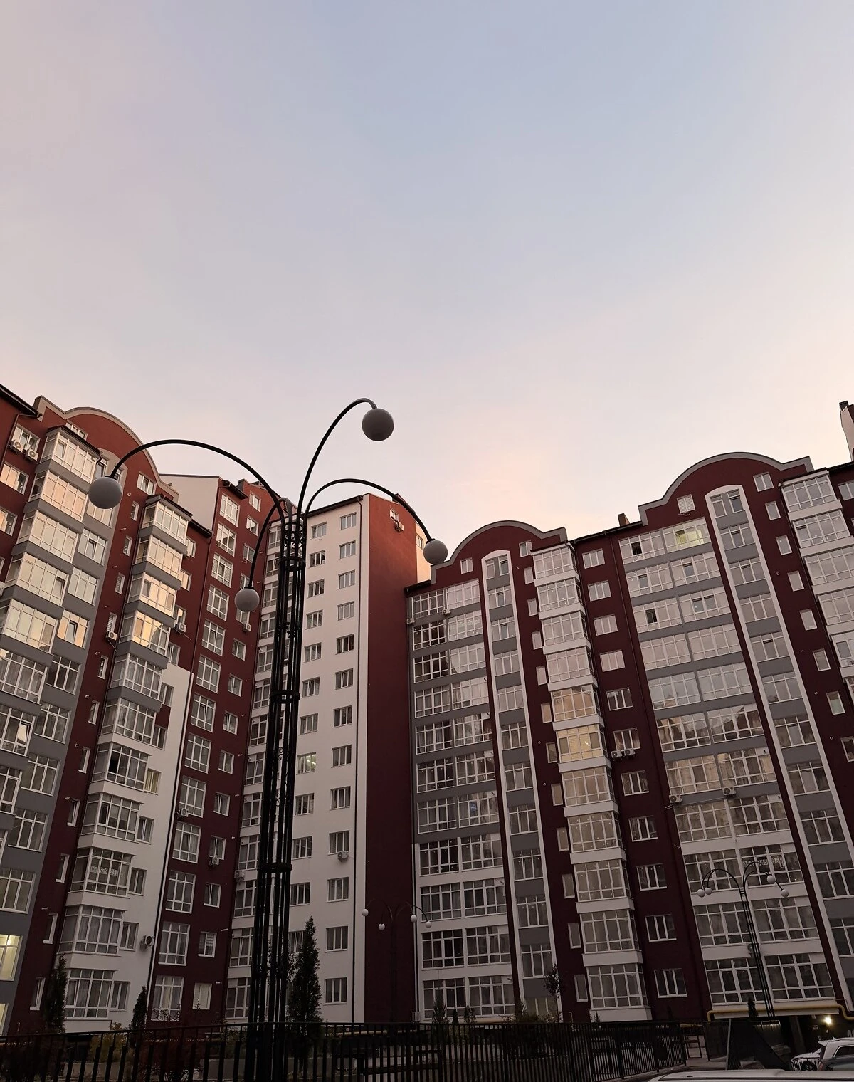 1-кімнатна квартира, Центр: новобудова 2023 року, цегляні стіни - фото 2