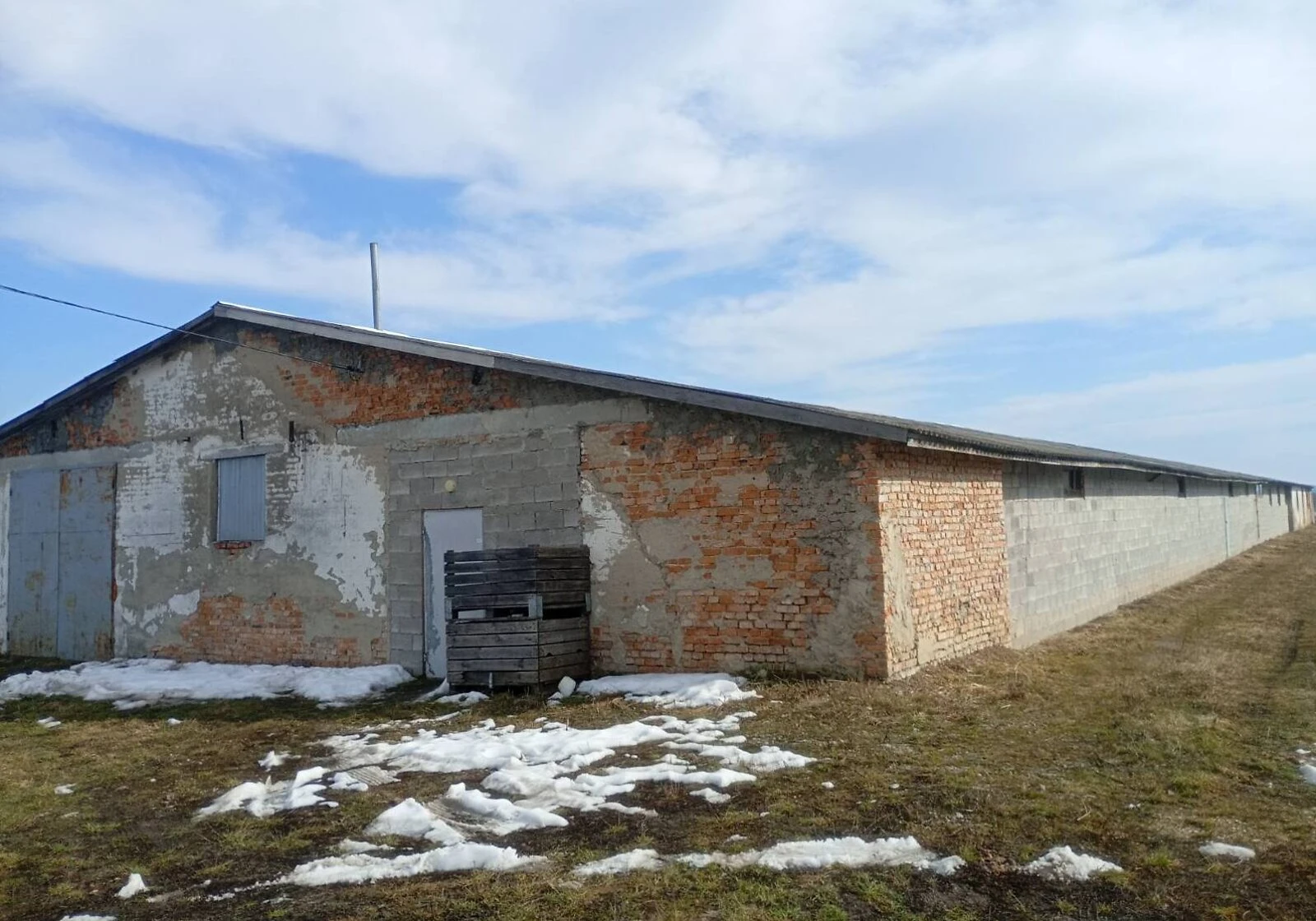 Склад, Буцнів: ангар для зерна, ділянка 5499.7 м²
