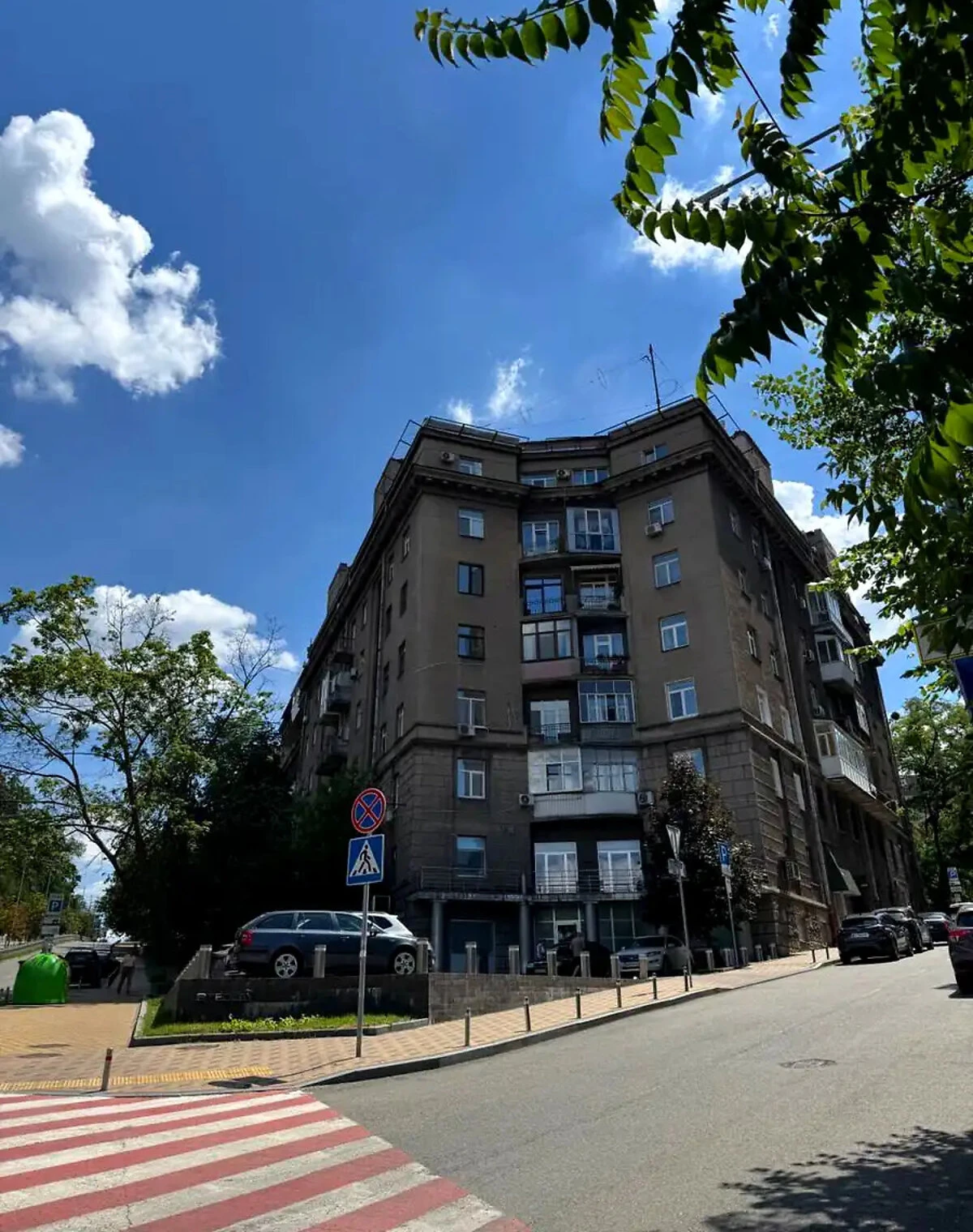 Офіс, Паньківщина: стелі 4 м, метро Університет - фото 1
