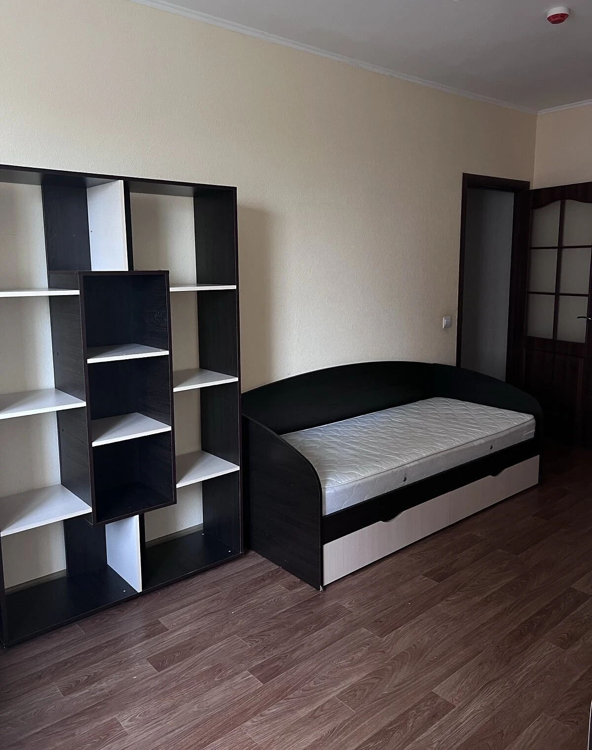 2-кімнатна квартира, Осокорки: резервне живлення, два санвузли, фото 5