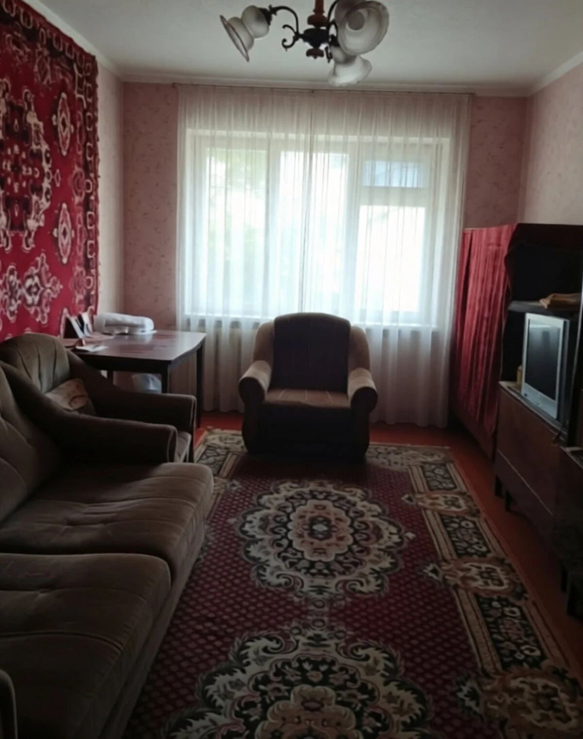2-кімнатна квартира, Лозова: косметичний ремонт - фото 1