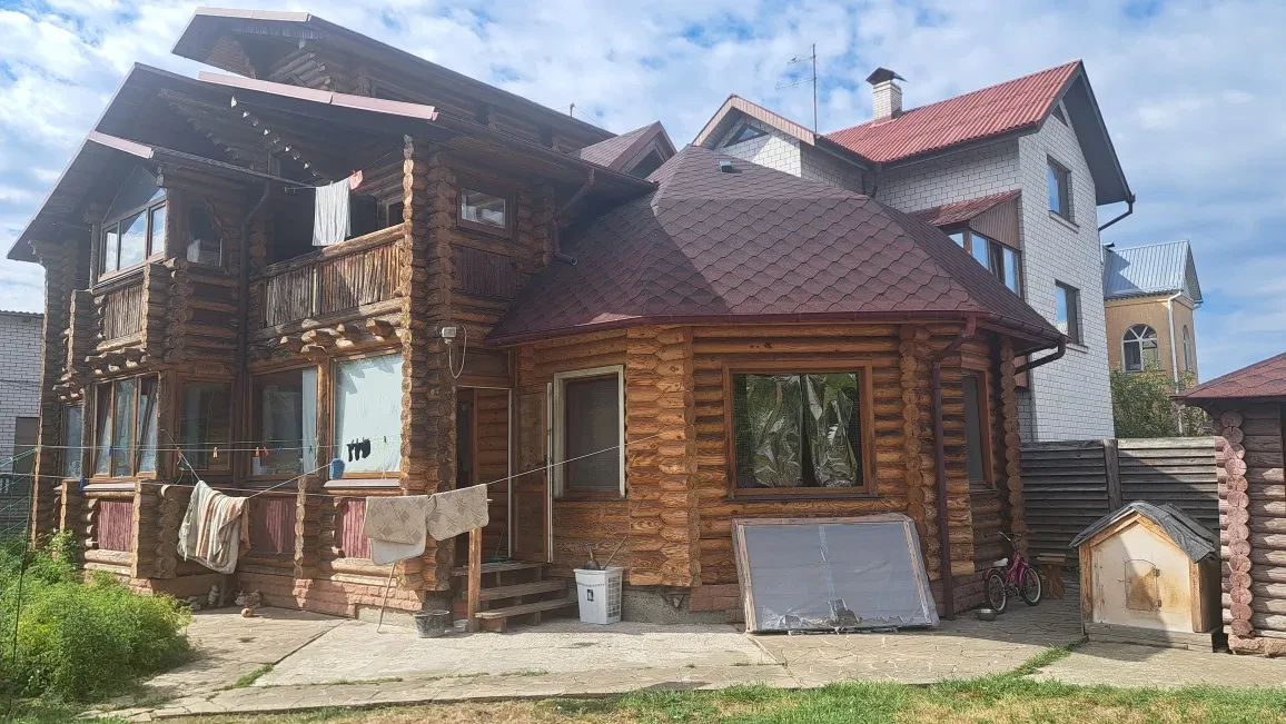 Будинок, Бровари: 3 окремі спальні, парковка на декілька машин - фото 2