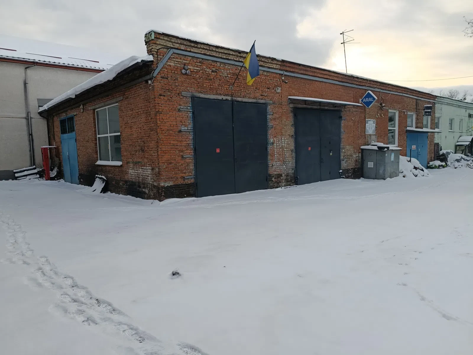 СТО, Сихівський: 6 робочих місць, 3 підіймачі, фото 5