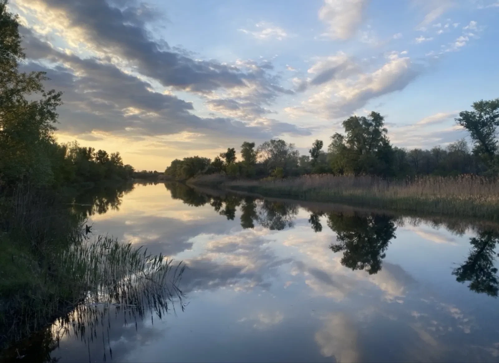 Будинок, Обухівка: дизайнерський ремонт, тепла підлога, два пляжі - фото 1