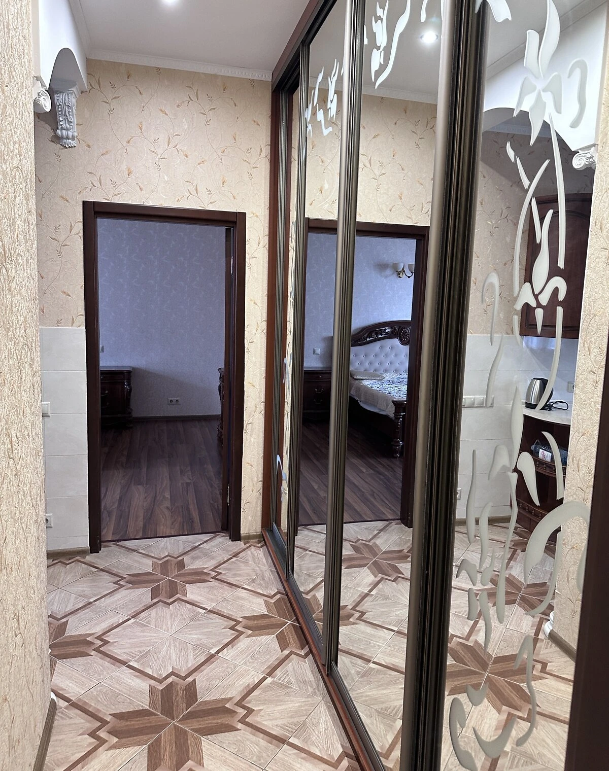 1-кімнатна квартира, Лук'янівка: ліфт, вода й опалення без світла - фото 3