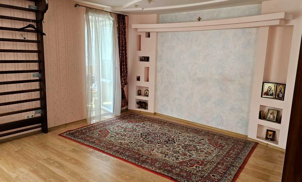 3-кімнатна квартира, Хаджибейський: паркомісце, три лоджії, фото 5