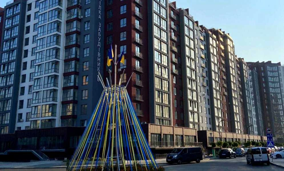 2-кімнатна квартира, Княгинин: центральна частина міста, без ремонту - фото 1