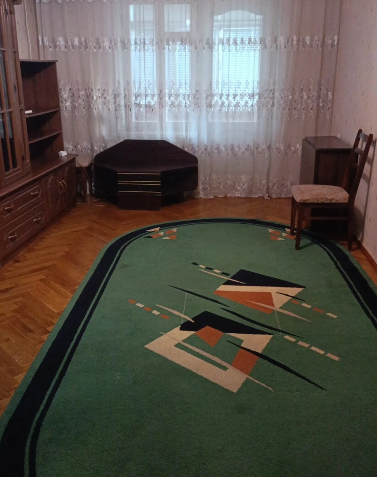1-кімнатна квартира, Комунарський: вода й опалення без світла
