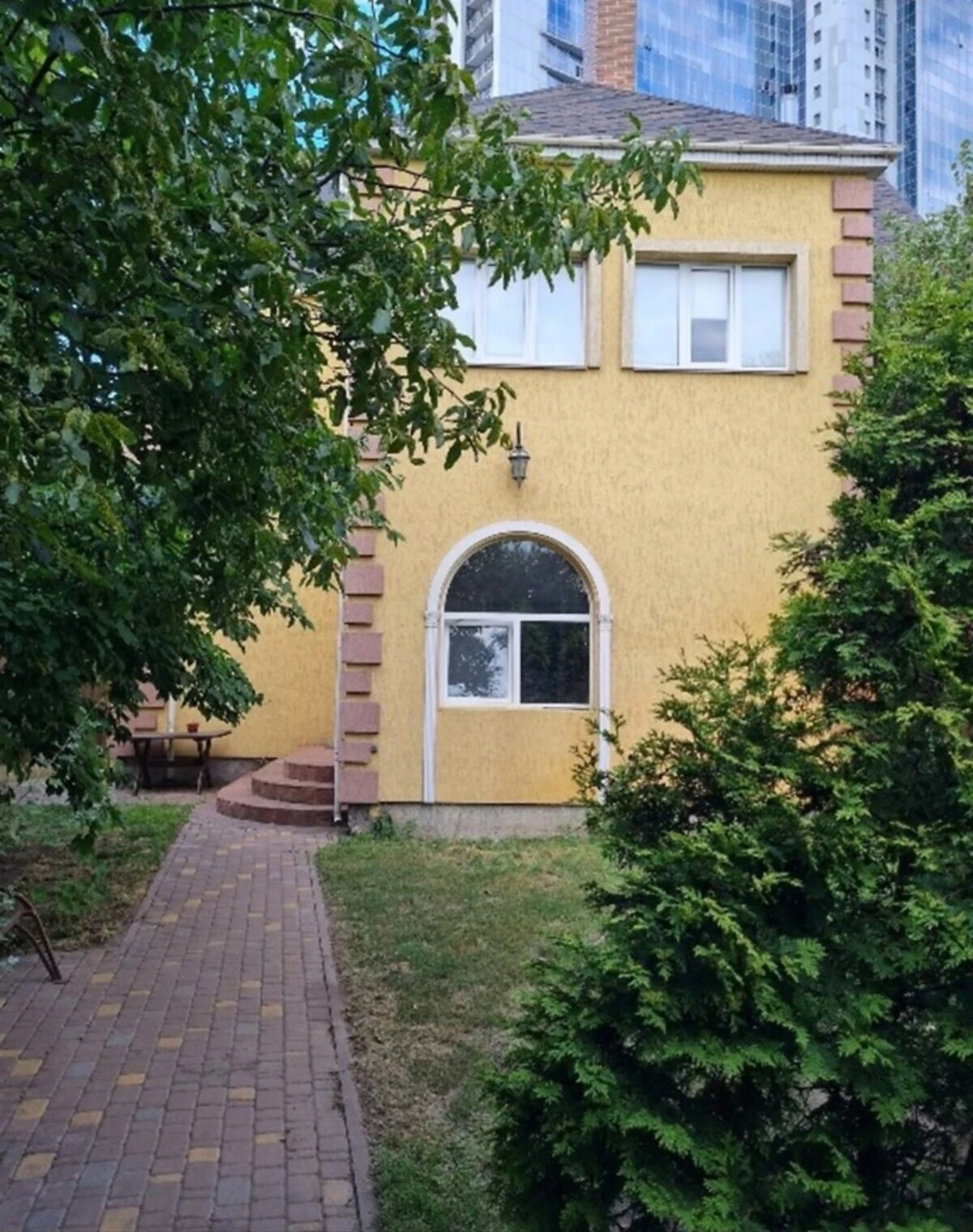 Будинок, Голосіївський: веранда, 4 спальні, індивідуальне опалення - фото 1