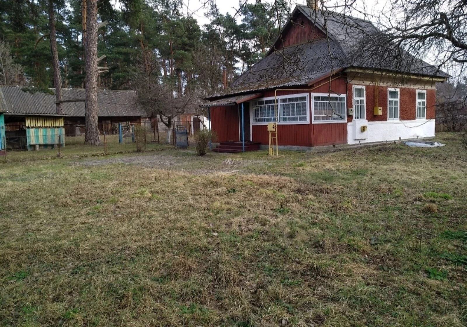 Будинок, Цумань: опалення, 20 соток, гараж із підвалом
