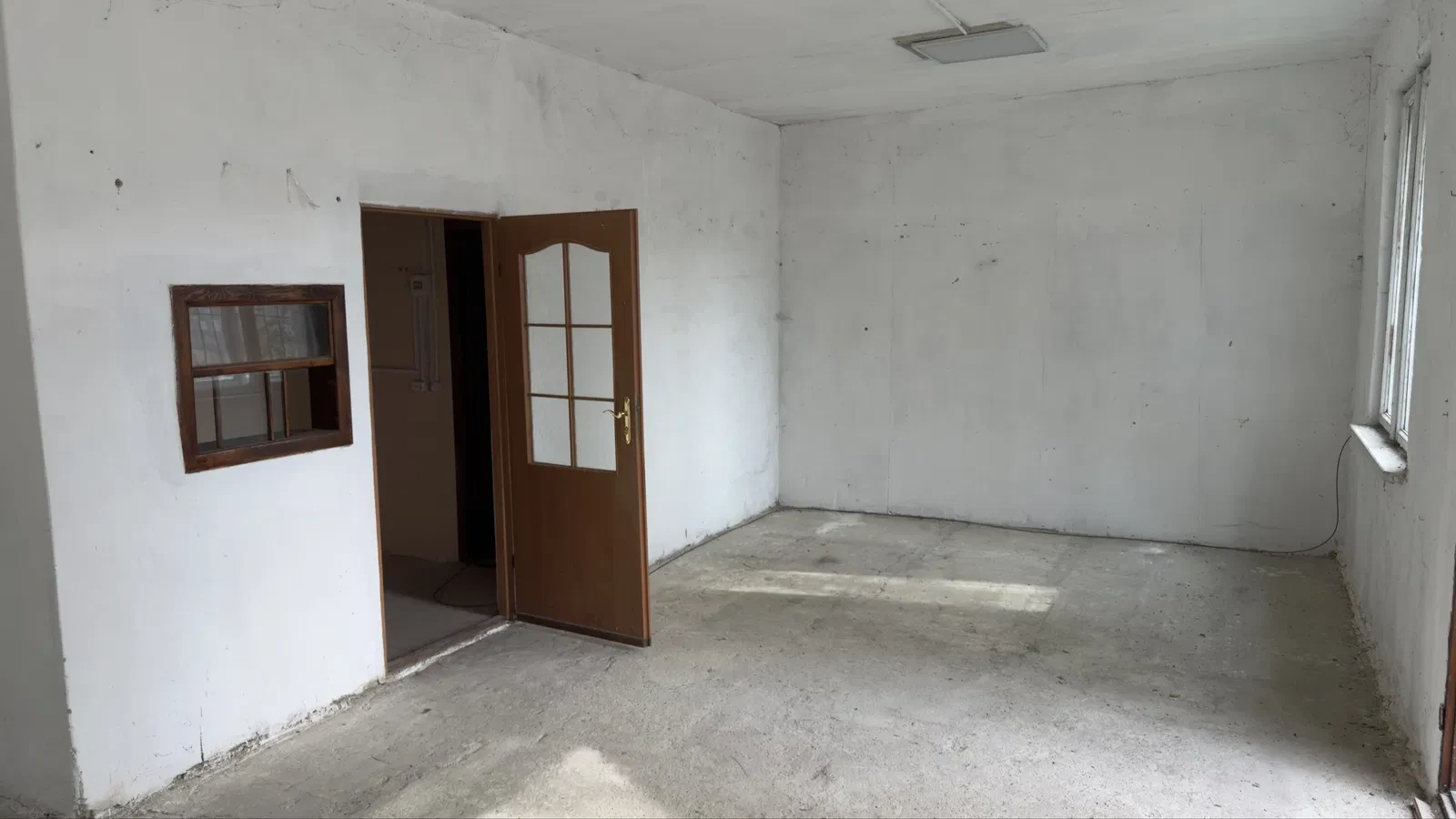 Приміщення, Дрогобич: окремий вхід, з ремонтом - фото 1