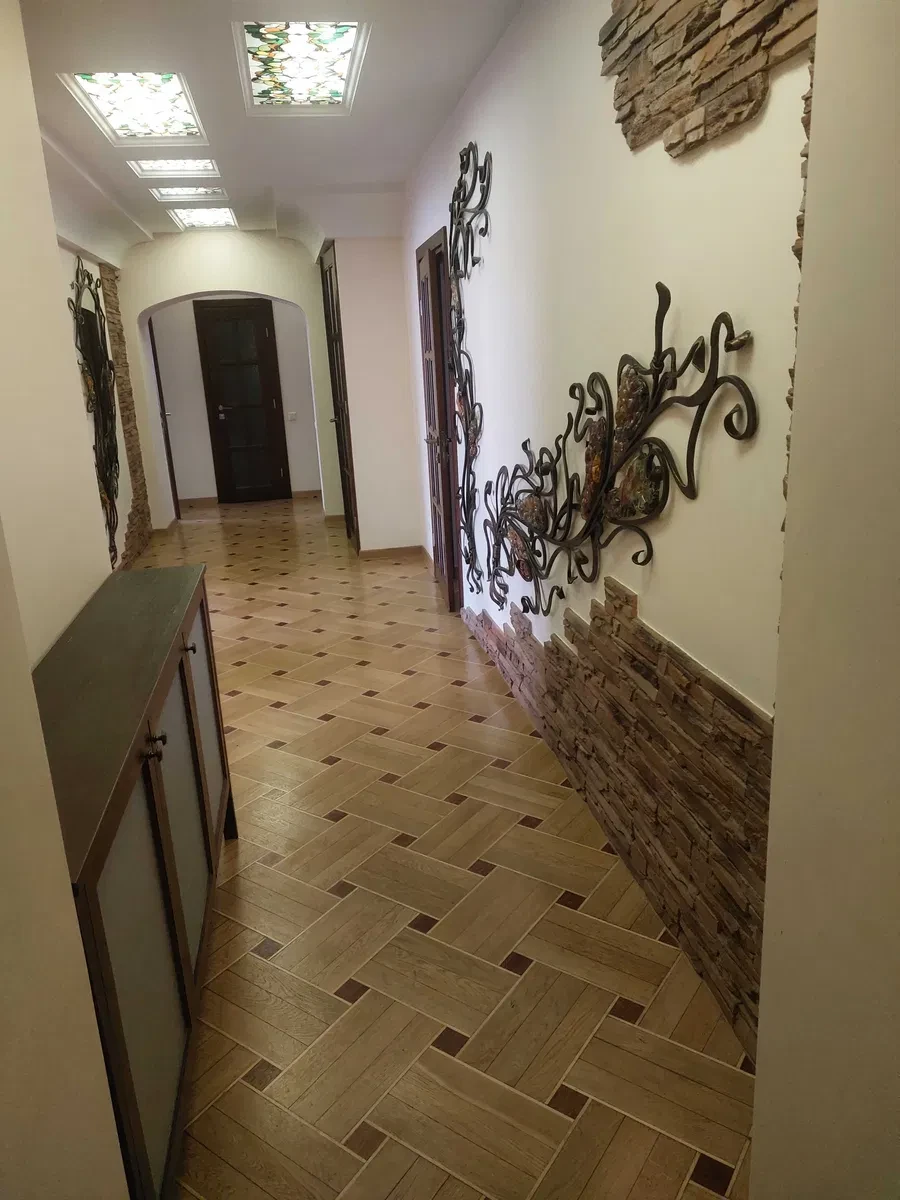 2-кімнатна квартира, Голосіївський: метро ВДНГ 12 хв, авторський ремонт - фото 3