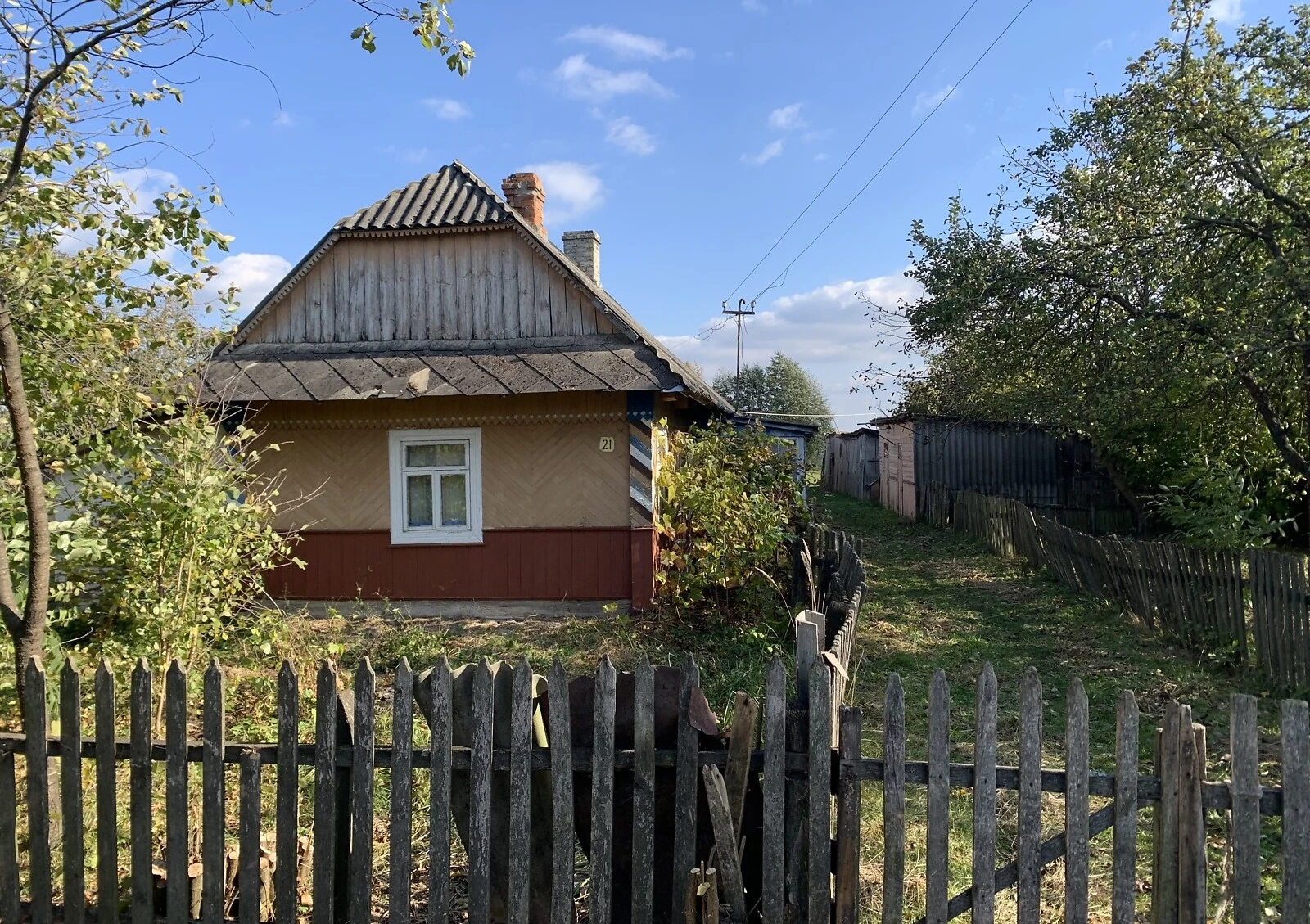 Дом, Хотешев: участок 50 соток, 2 спальни, стены из сруба