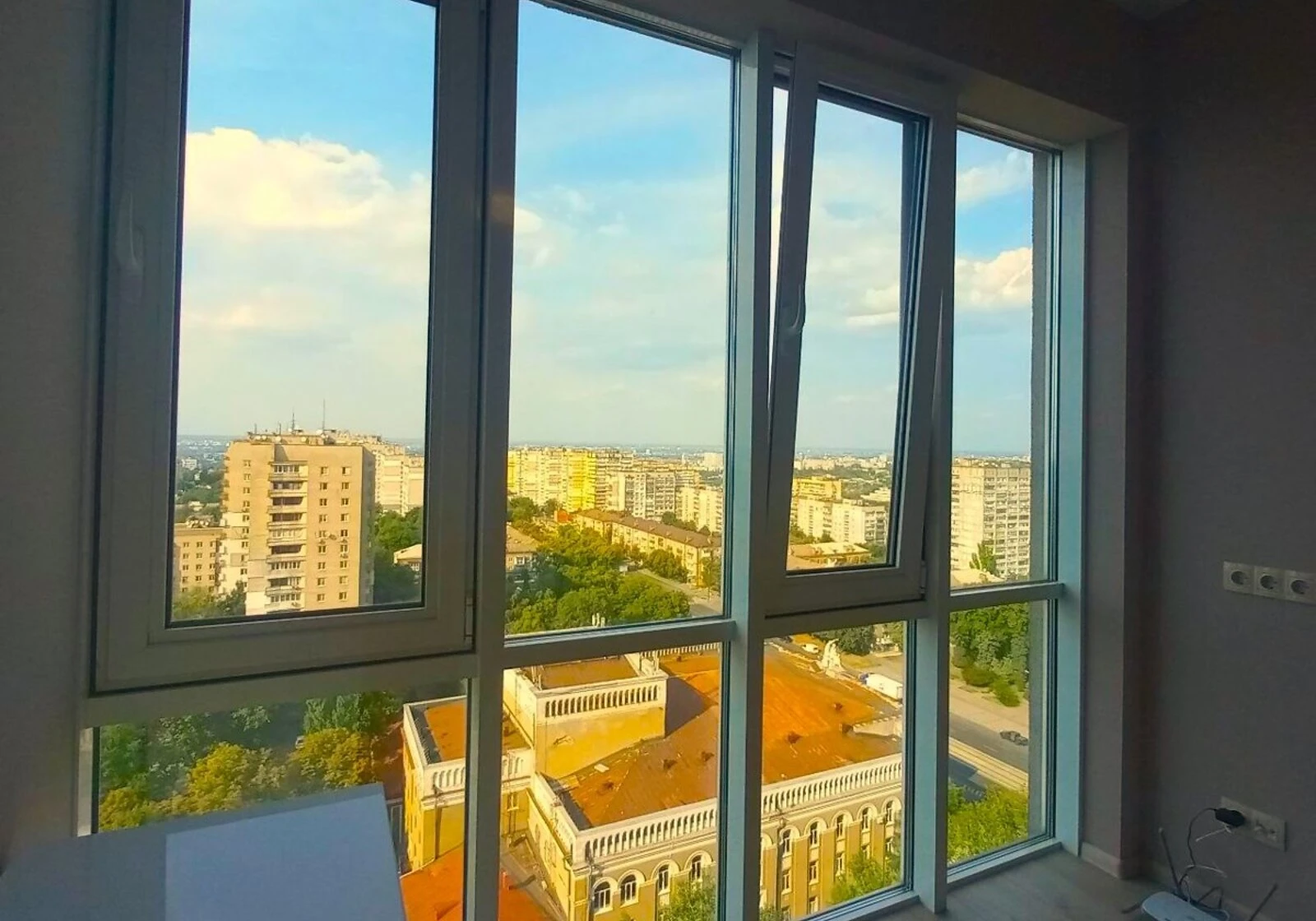1-кімнатна квартира, Робоча: кухня-студія, резервне живлення - фото 2