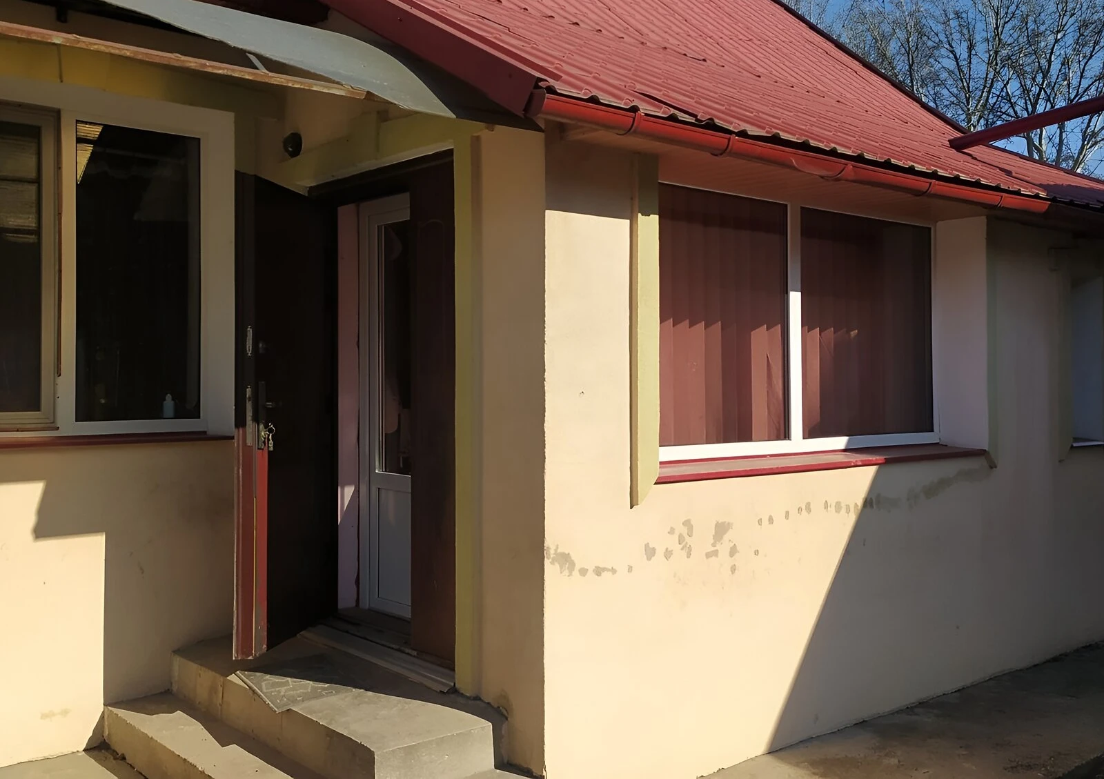 Будинок, Чернівці: сад і свердловина, торг можливий - фото 4