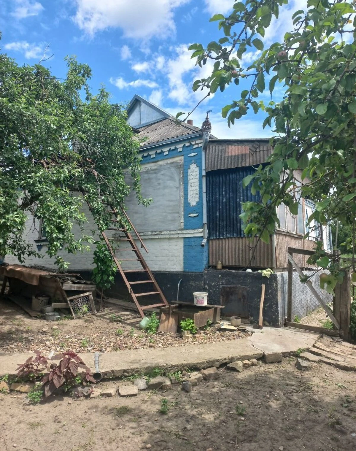 Будинок, Підвисоке: пічне й централізоване опалення, криниця - фото 5