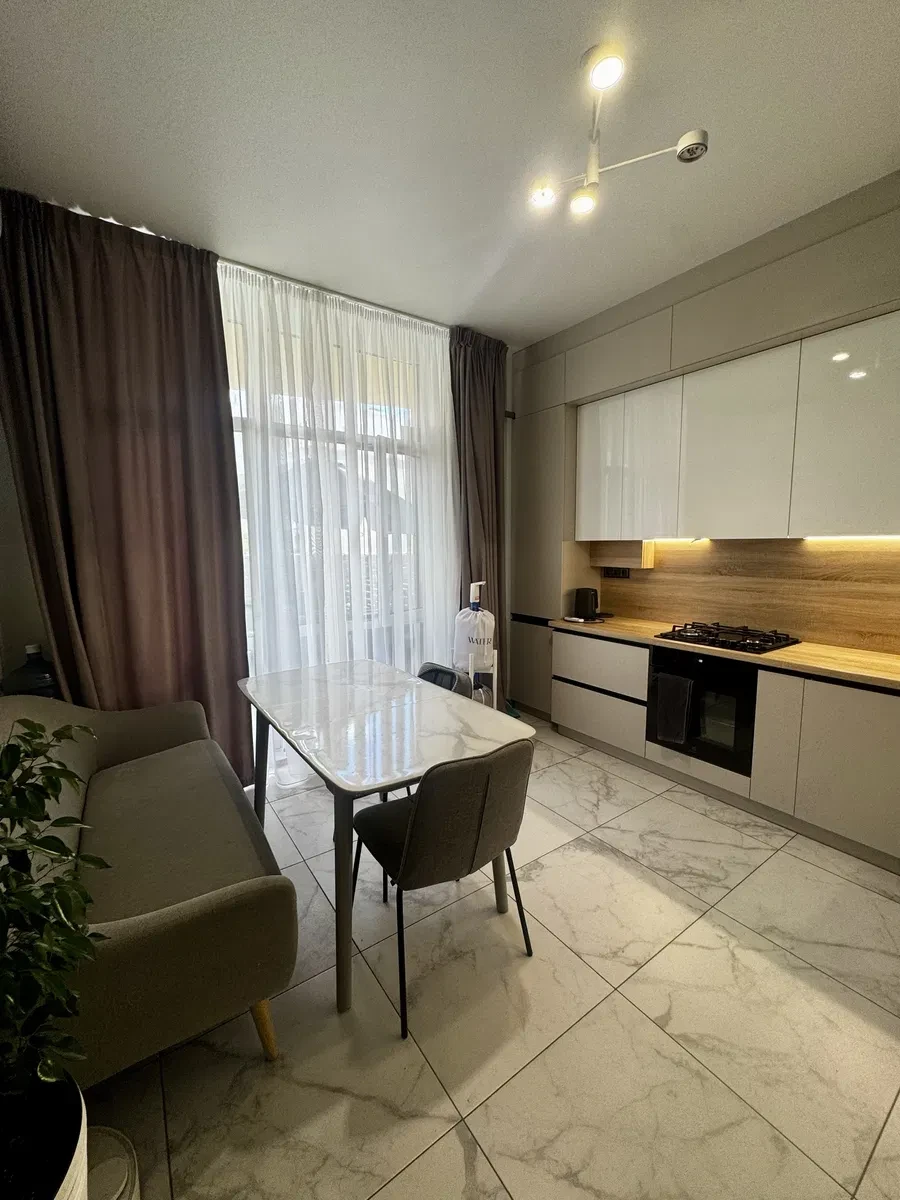2-кімнатна квартира у ЖК Італійський квартал: тераса 35 м² - фото 1