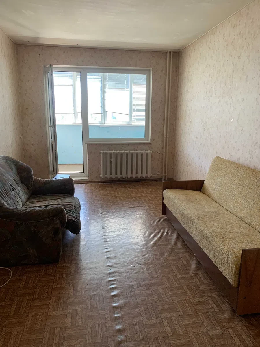 2-кімнатна квартира, Дарницький: 2 засклені балкони, окремі кімнати - фото 1