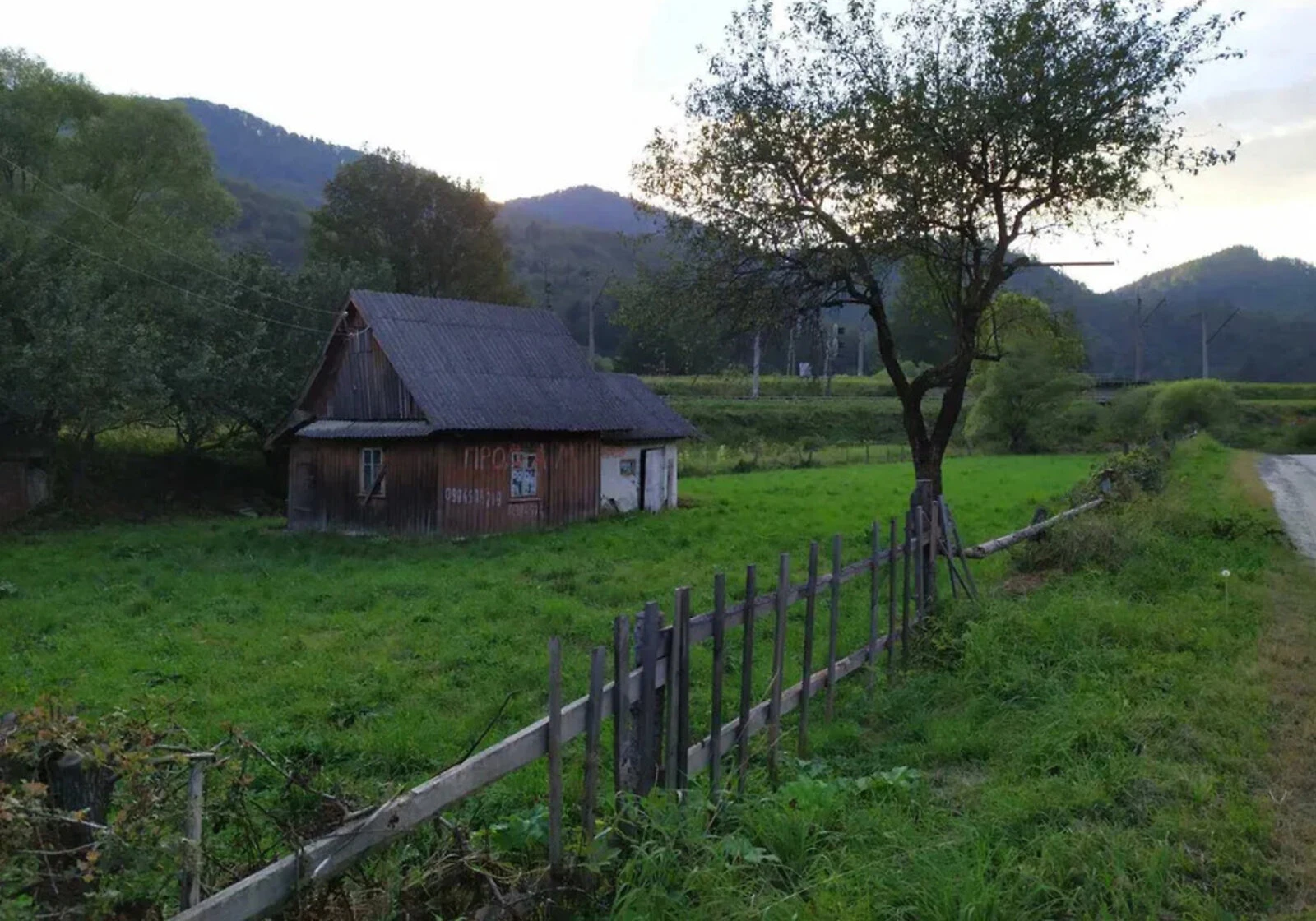 Дом, Гребенев: участок 10 соток, кирпичные стены - фото 1