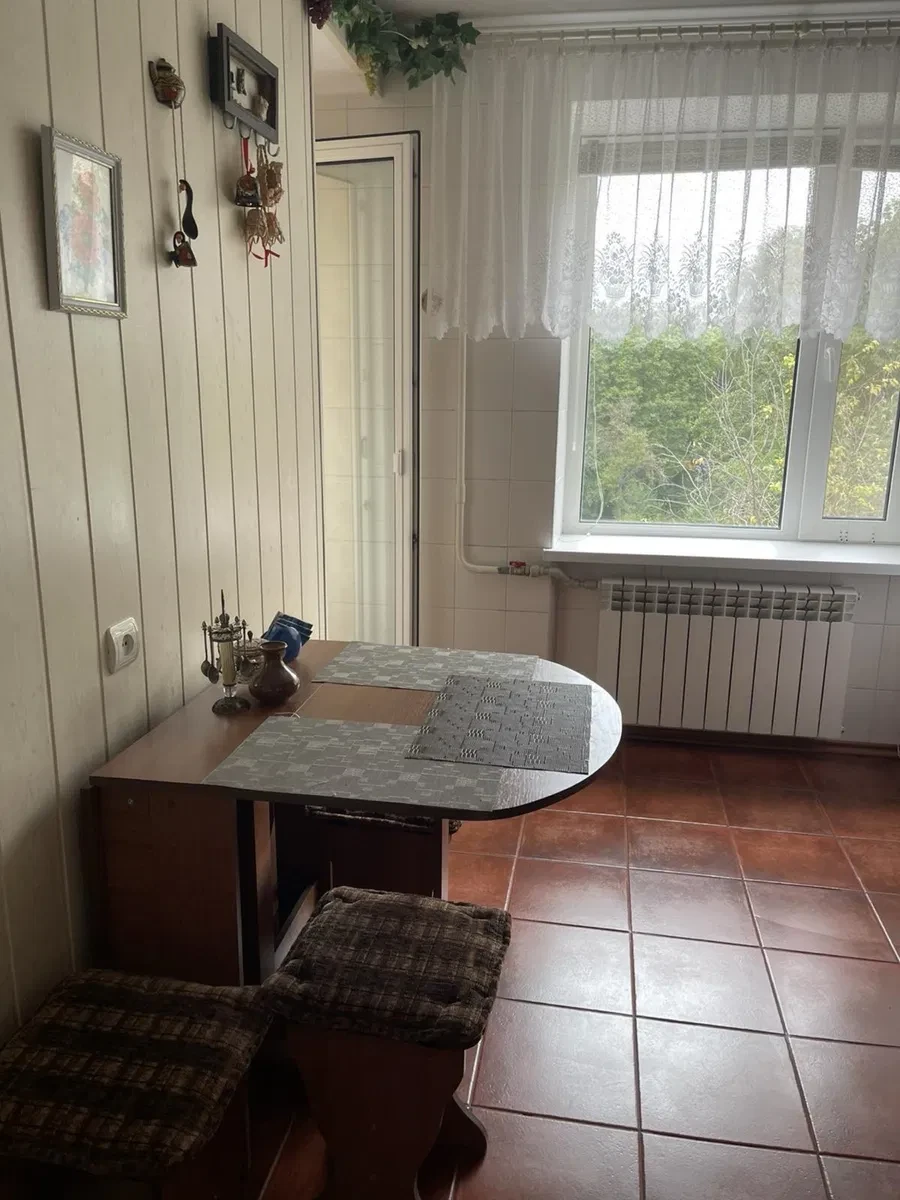 3-кімнатна квартира, Умань: два дитсадки поруч, дві лоджії, фото 3
