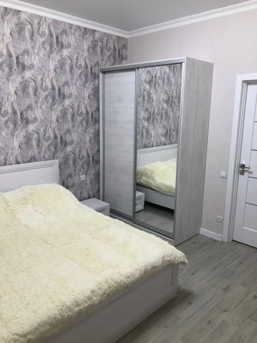 2-кімнатна квартира, Краматорськ: авторський ремонт, центр міста - фото 3